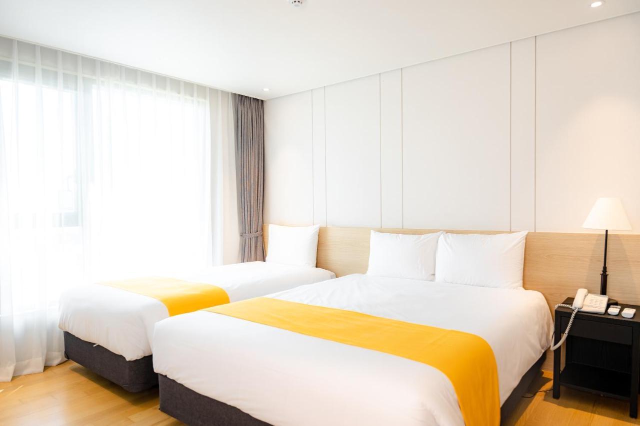 Seogwipo Hills Hotel Esterno foto