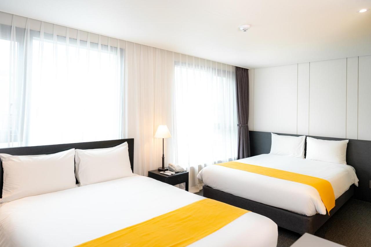 Seogwipo Hills Hotel Esterno foto